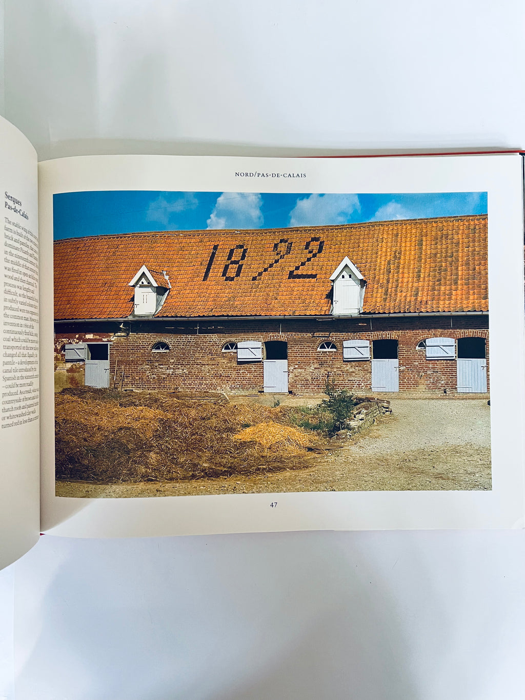 French Farmhouses and Cottages - Paul Walshe and John Miller