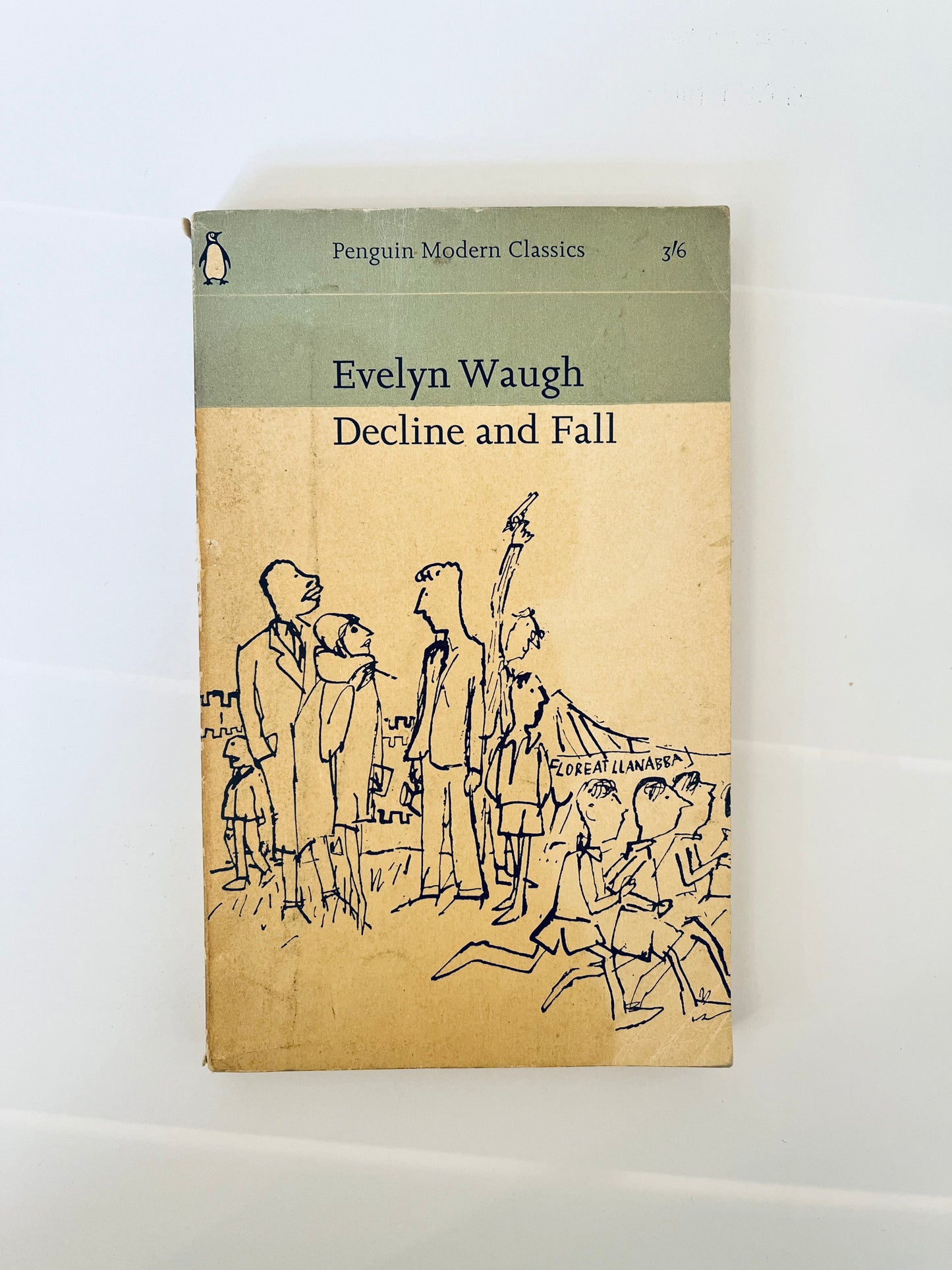 Evelyn Waugh - Decline and Fall