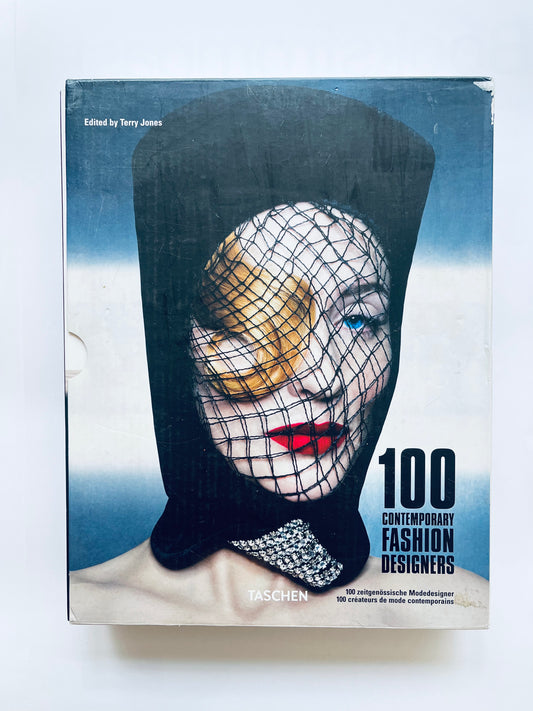 100 Contemporary Fashion Designers (25) von Terry Jones von Taschen Verlag (Taschenbuchbindung im Schuber 2011)