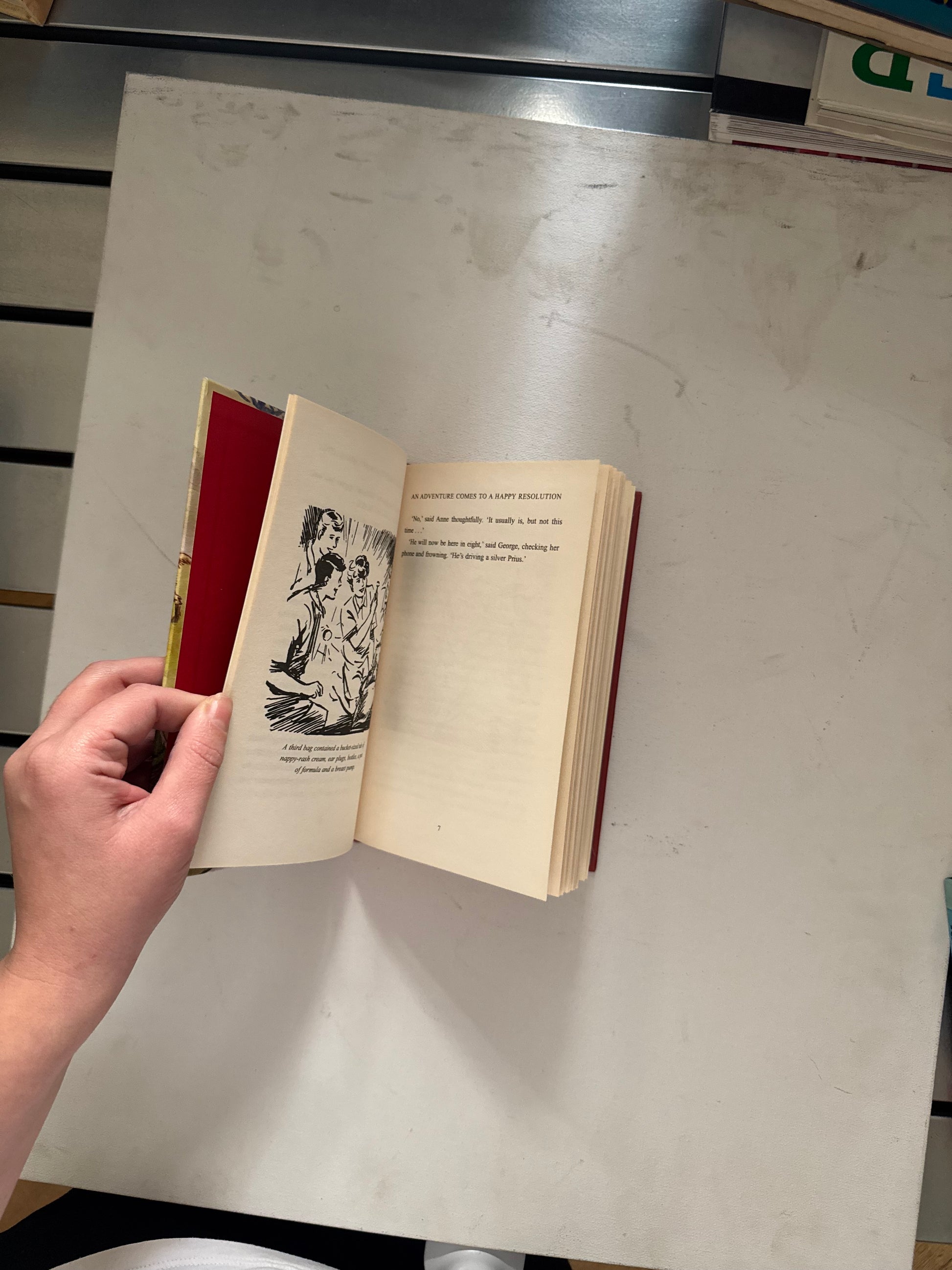 Enid Blyton - Five go parenting