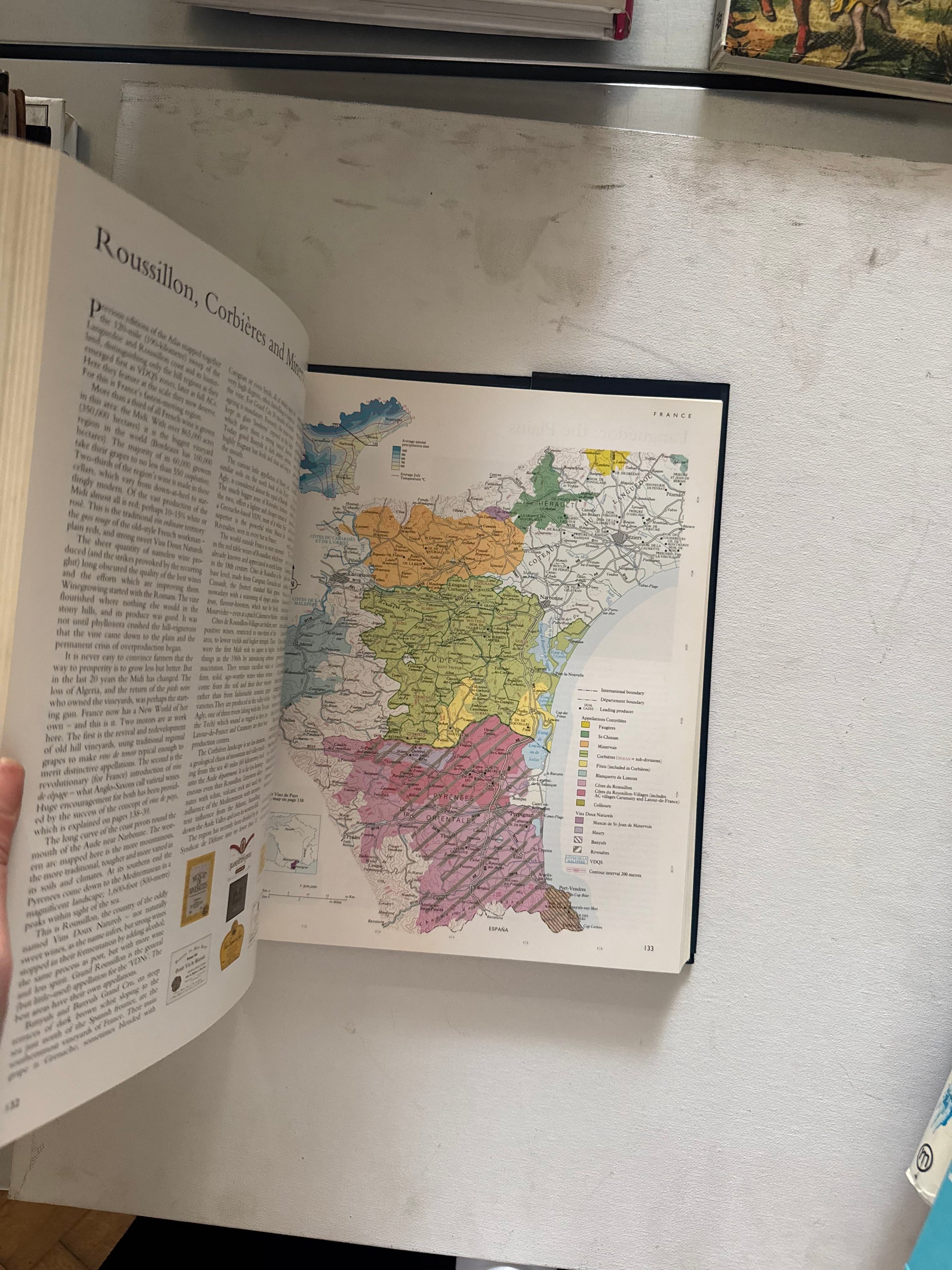 Hugh Johnson - The worlds atlas of wine
