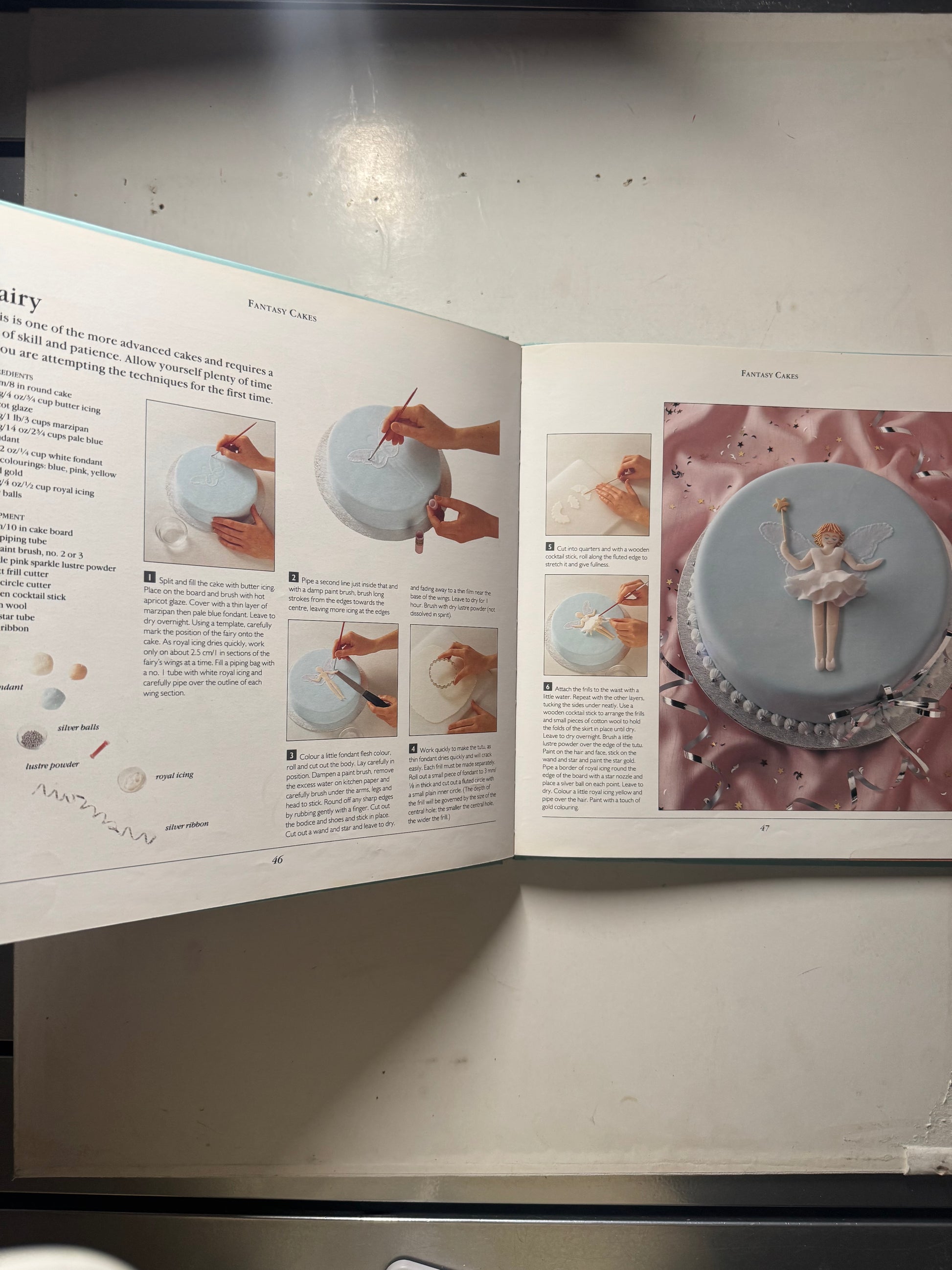 50 Children’s Party Cakes