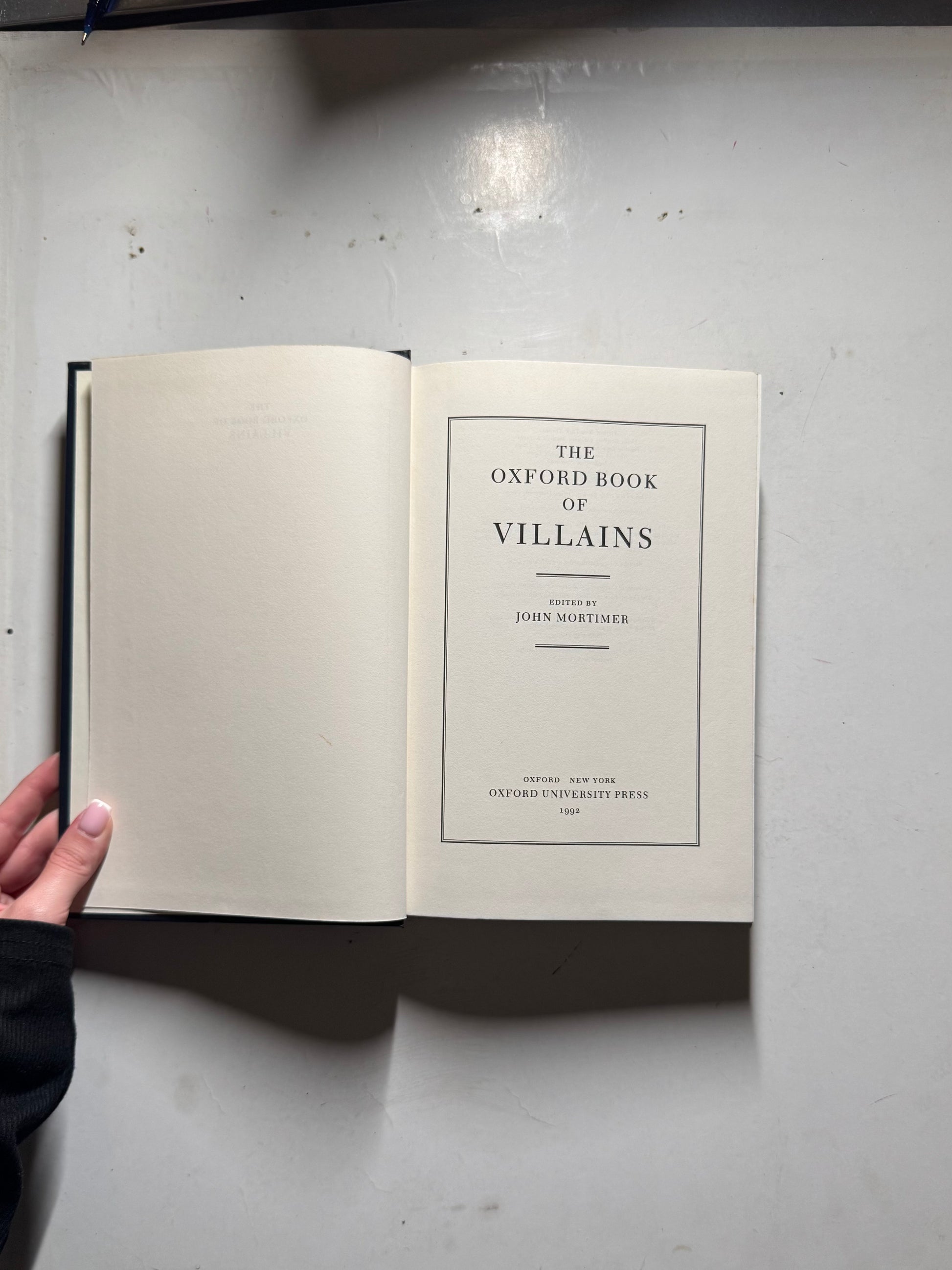 The Oxfords Book of Villains