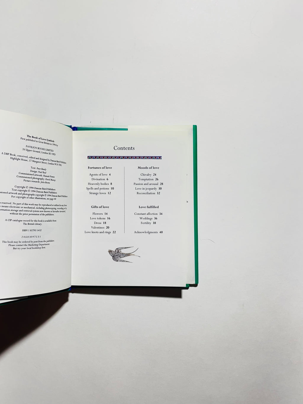 The Book of Love Symbols (Prospero's Library)