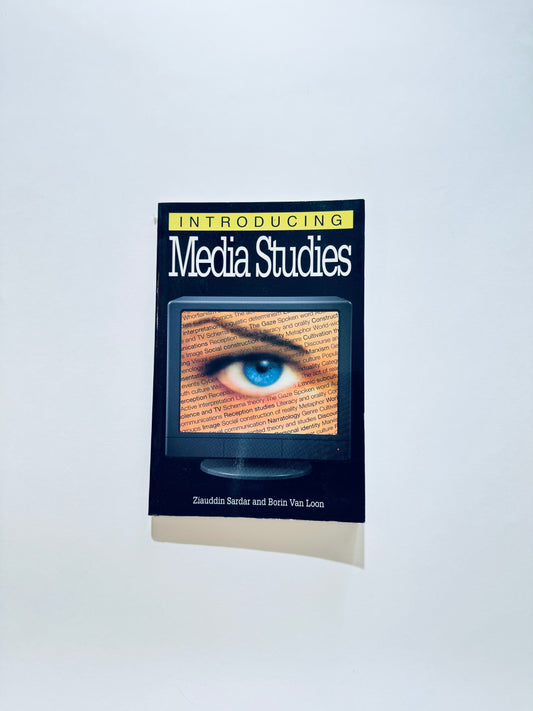 Introducing Media Studies (Introducing...(Totem))