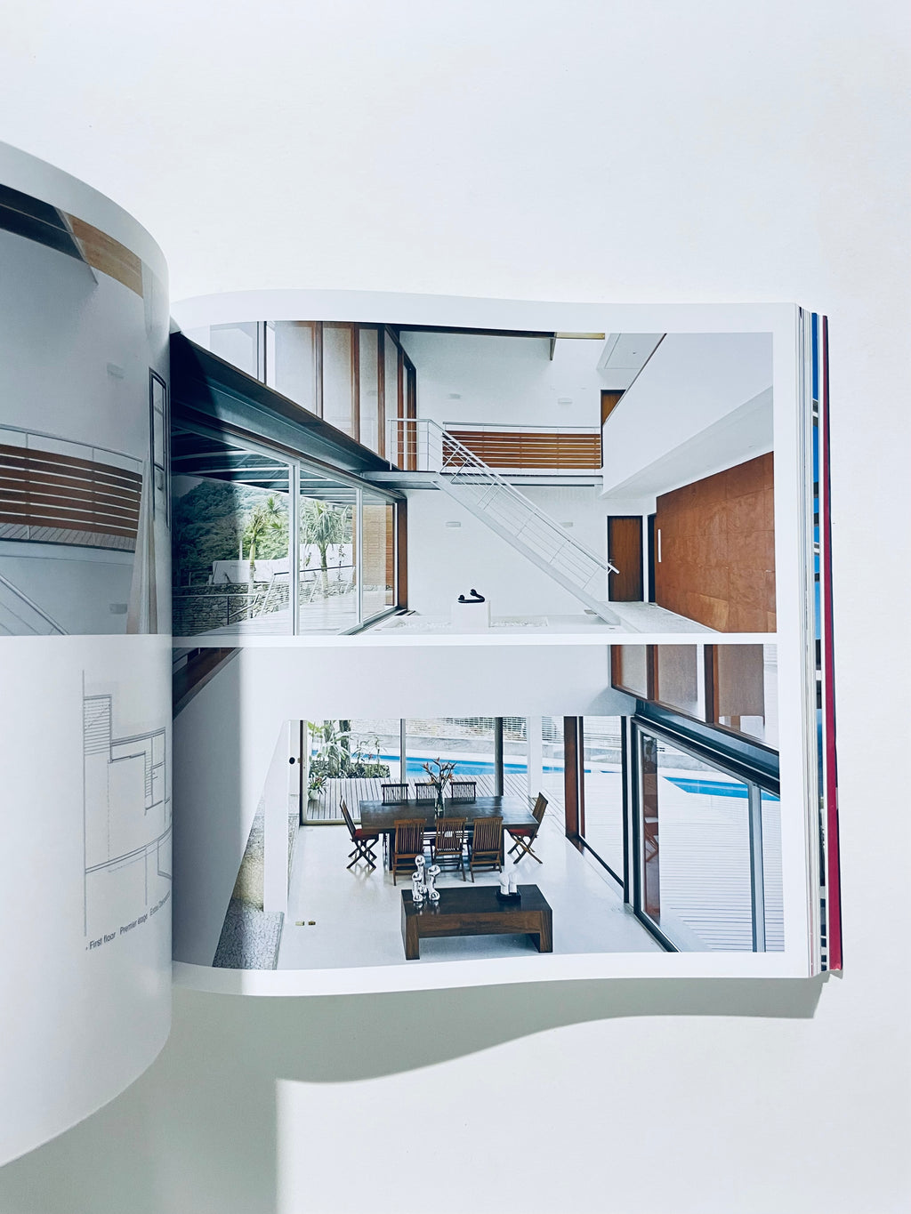 თანამედროვე ზღვისპირა სახლები (მარადმწვანე სერია)