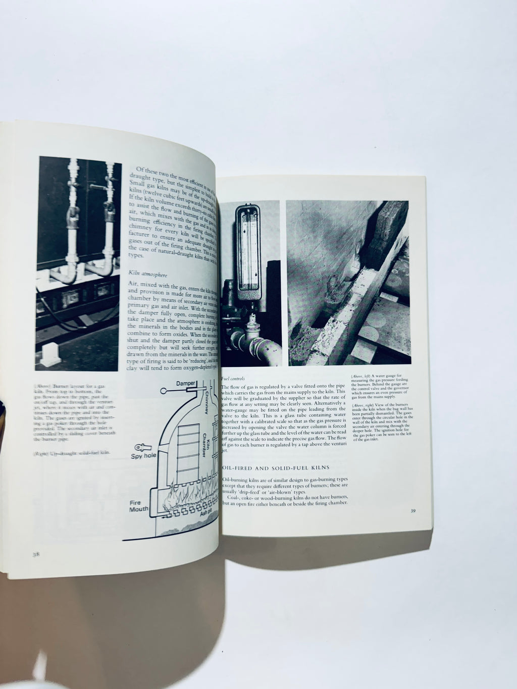 Thames and Hudson Manual of Pottery and Ceramics (The Thames & Hudson Manuals)