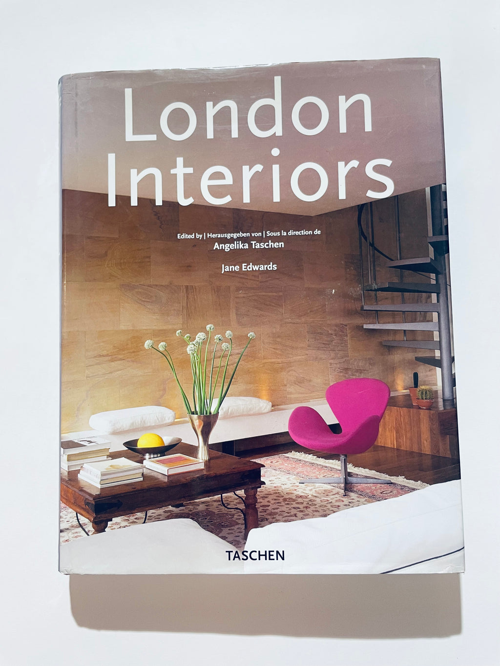 ლონდონის ინტერიერი (ტაშენის ჯუმბო სერია)